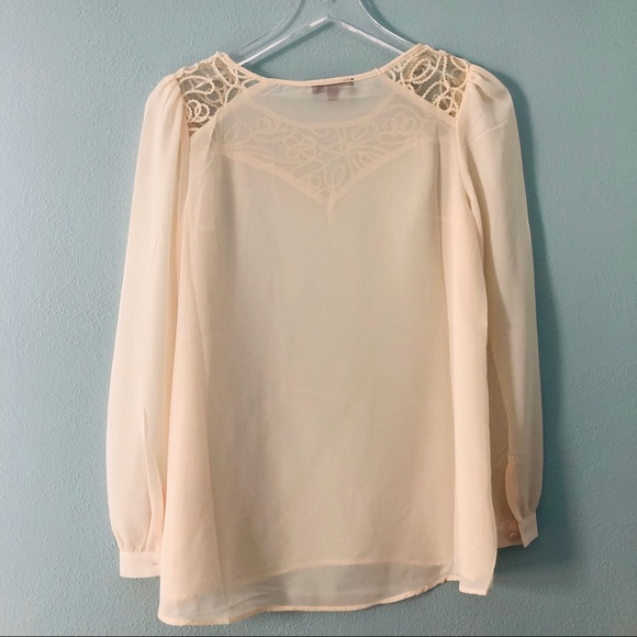 🌸 Boutique | Ivory blouse with mesh and rope neck - Picture 5 of 6